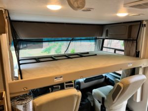 2020 Coachmen Pursuit 29’ Motorhome w/ Super Slide Photo